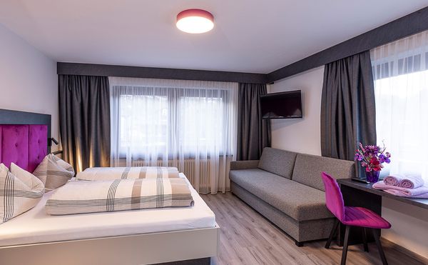 Triple room - Sieglinde Color